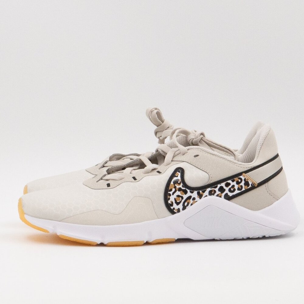 Nike Wmns Legend Essential 2 Premium “Leopard” — 8W (DS, With Box No Lid, CZ3668